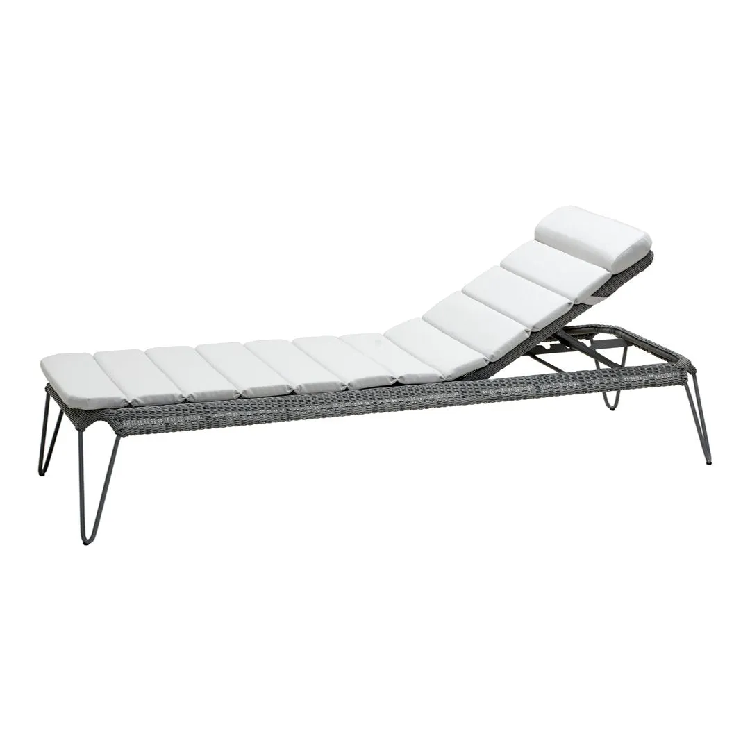 Breeze Sunbed