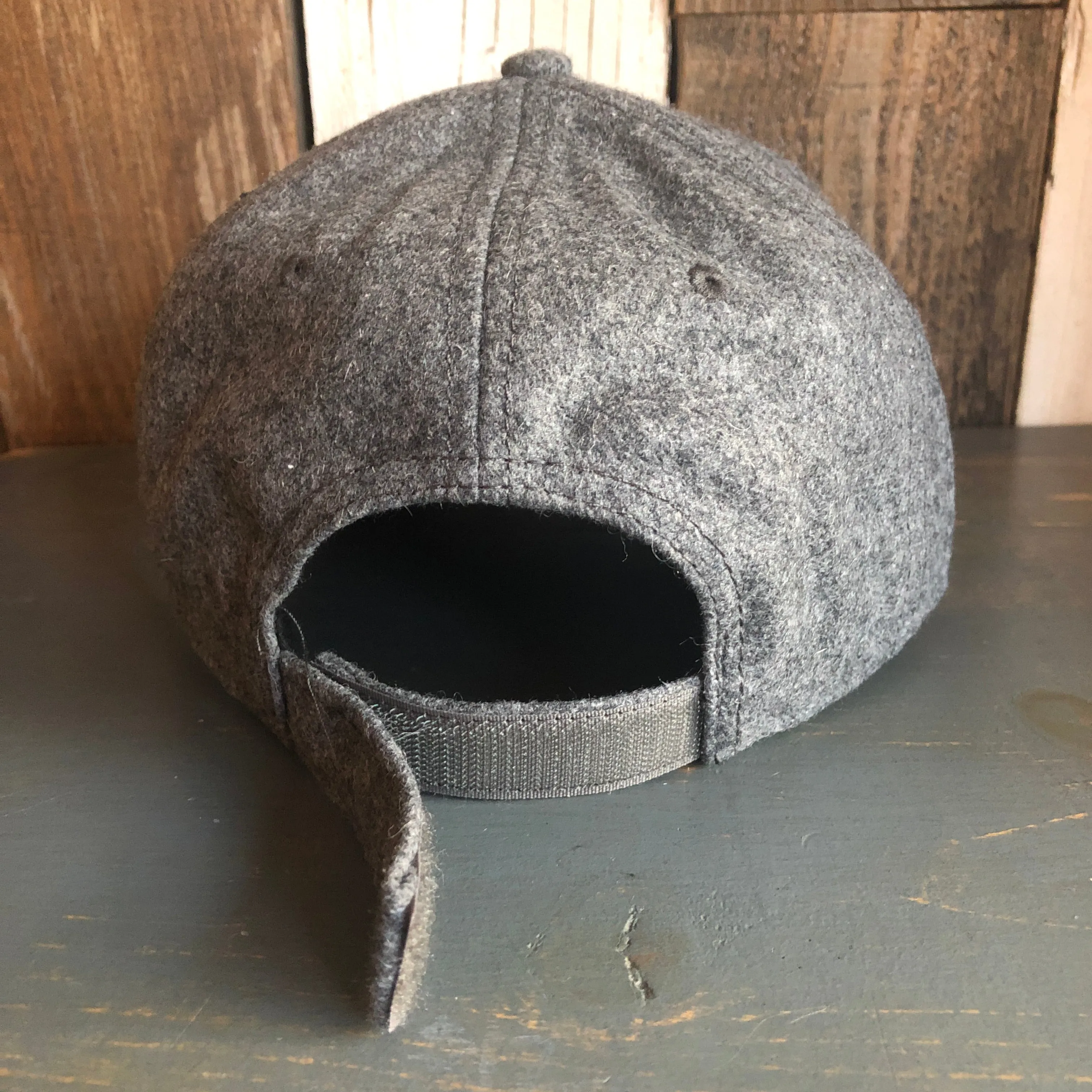 Hermosa Beach SURFING GRIZZLY BEAR Melton Wool Blend Baseball Cap - Heather Grey