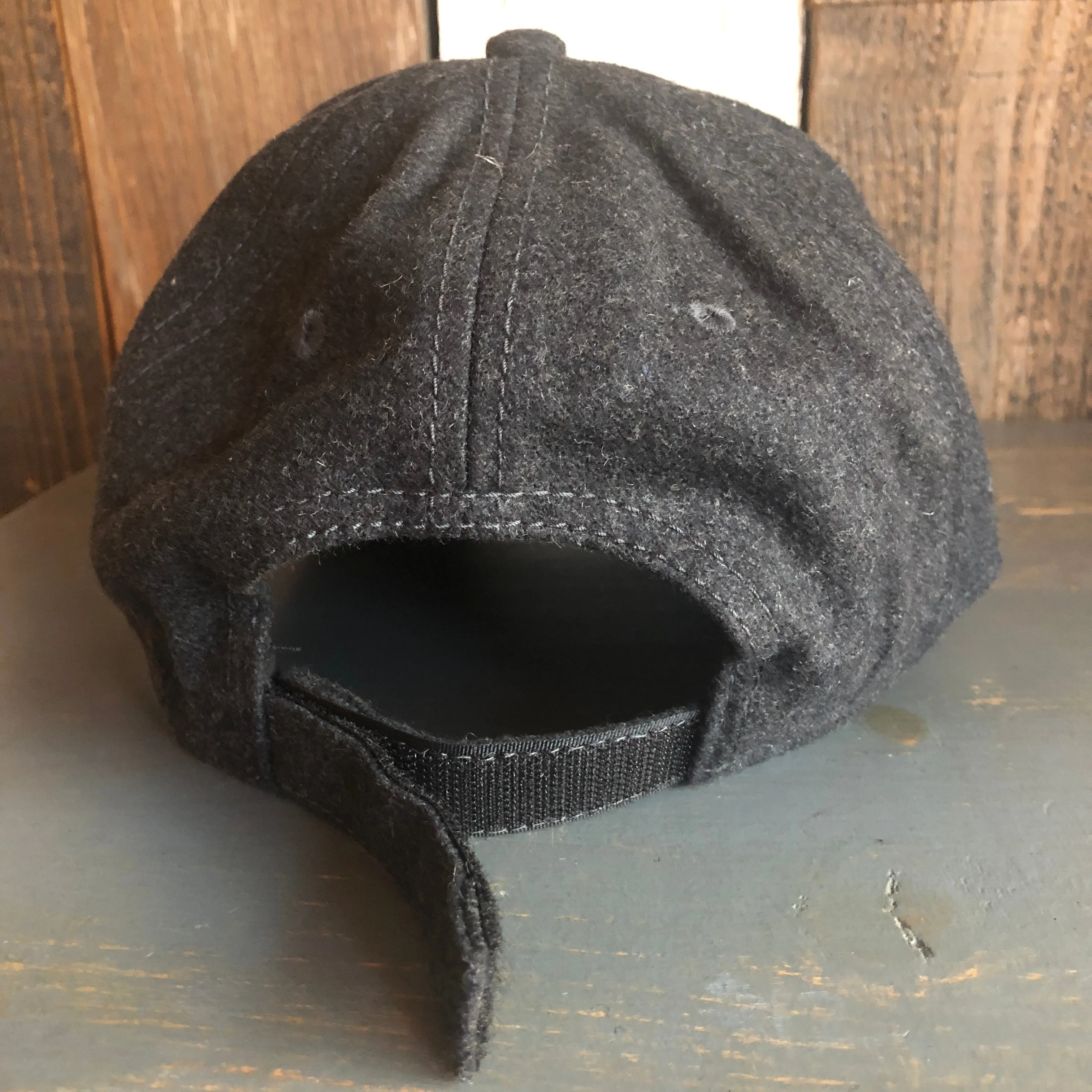 Hermosa Beach WELCOME SIGN 5 Panel Low Profile Melton Wool Blend Baseball Cap with Velcro Closure - Heather Black