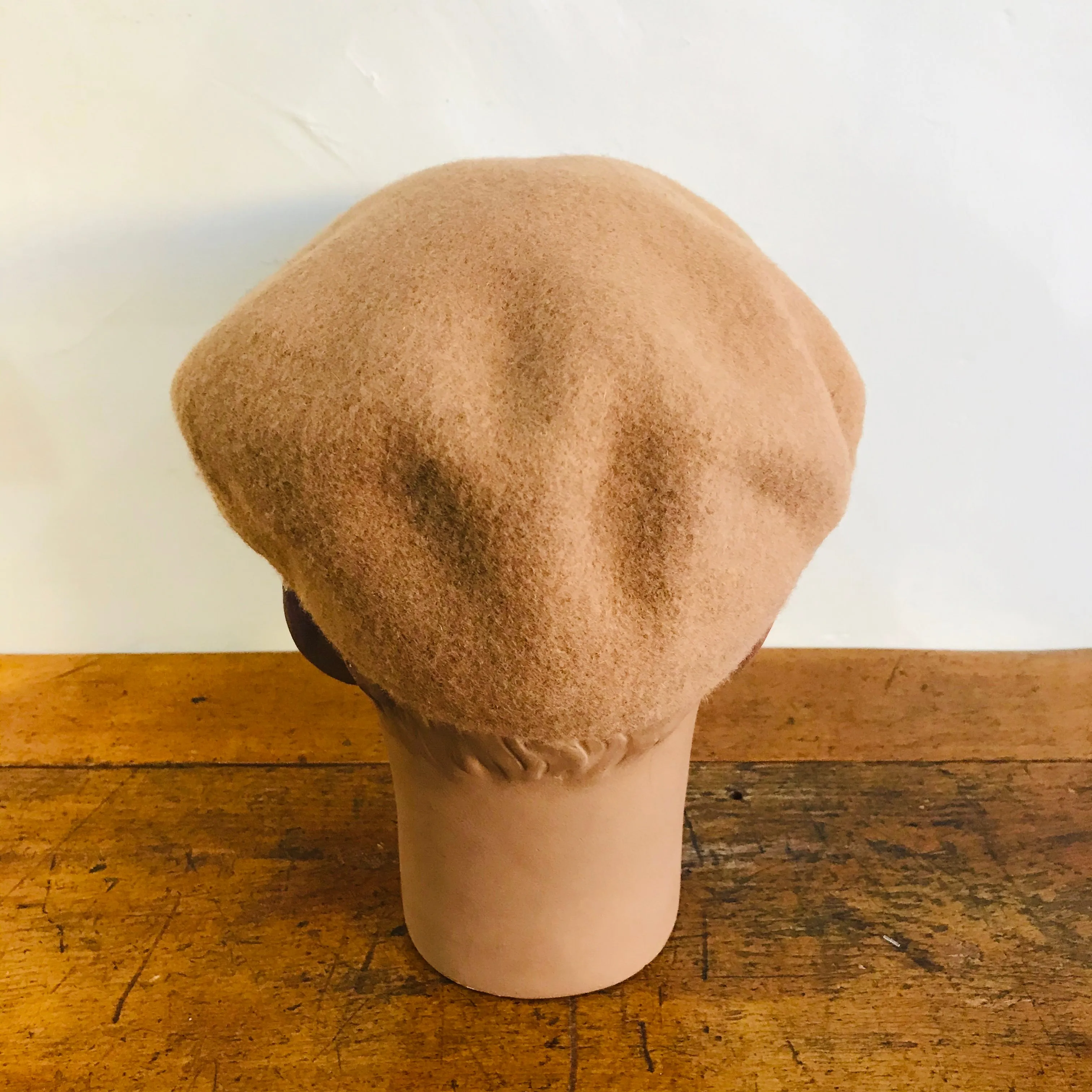 Luton - Cheese Cutter Flat Cap - Wool Felt - Camel - S/M and M/L