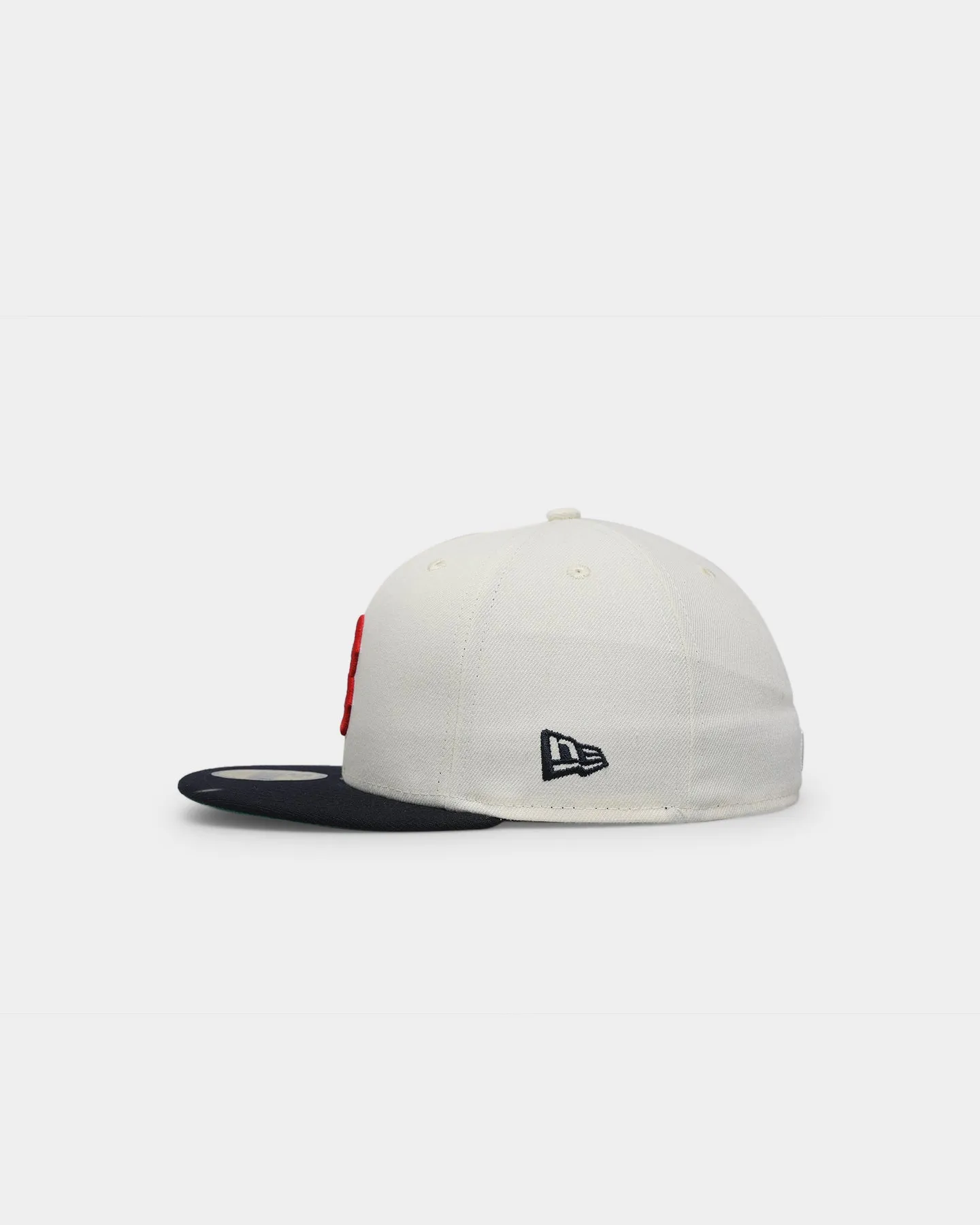 New Era Boston Red Sox 2004 'Off White 2-Tone World Series Patch' 59FIFTY Fitted Chrome White/OTC